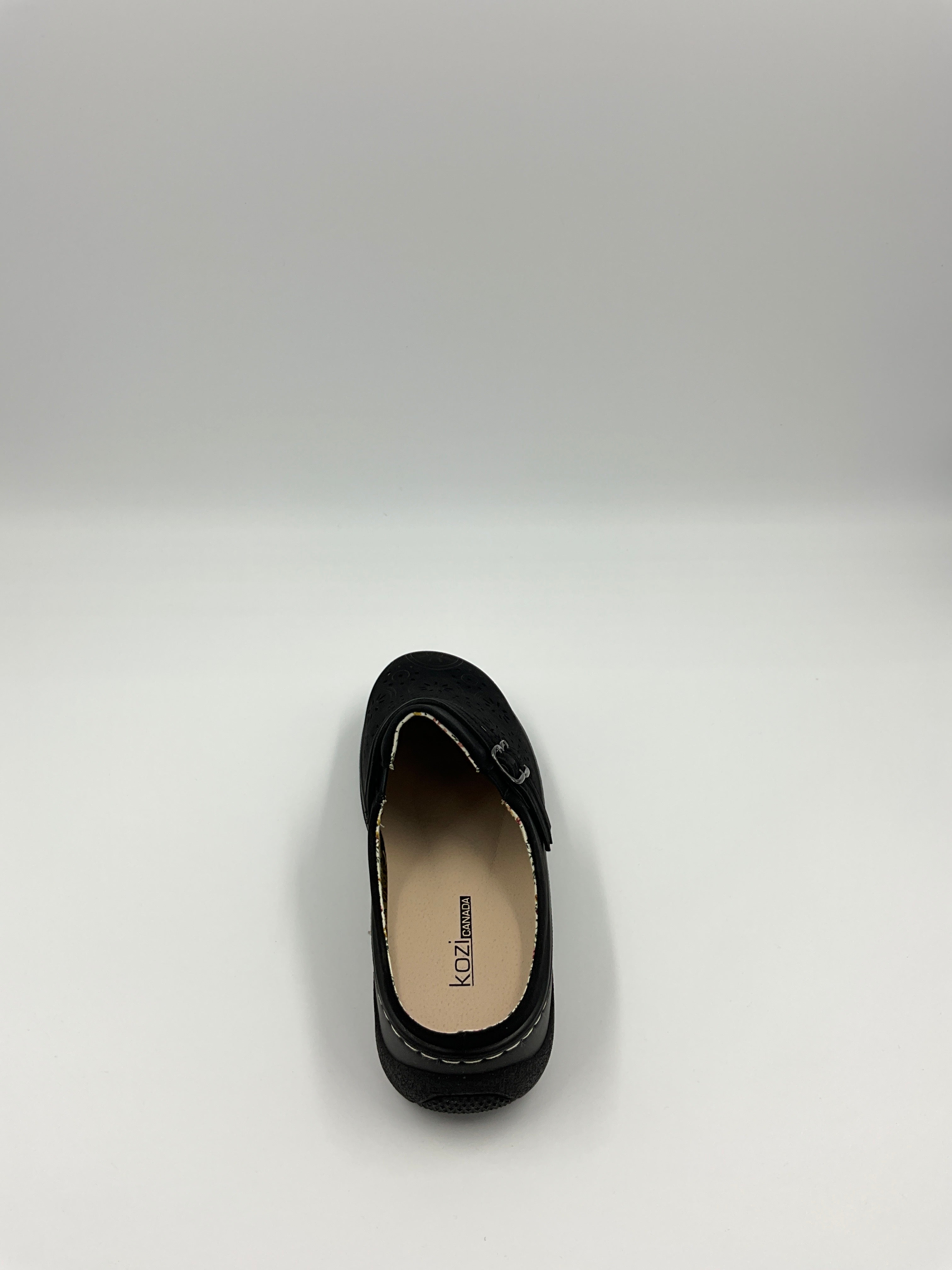 Kozi Canada OY3100 Camel/Black Sandals