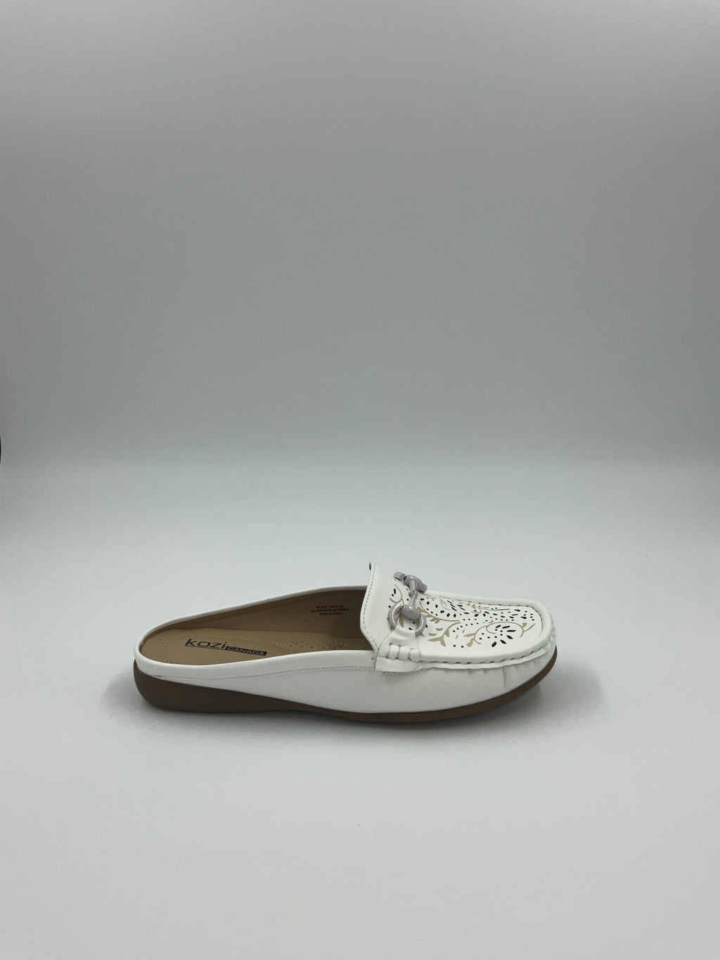 Kozi Canada ML3251 Black/White Sandals