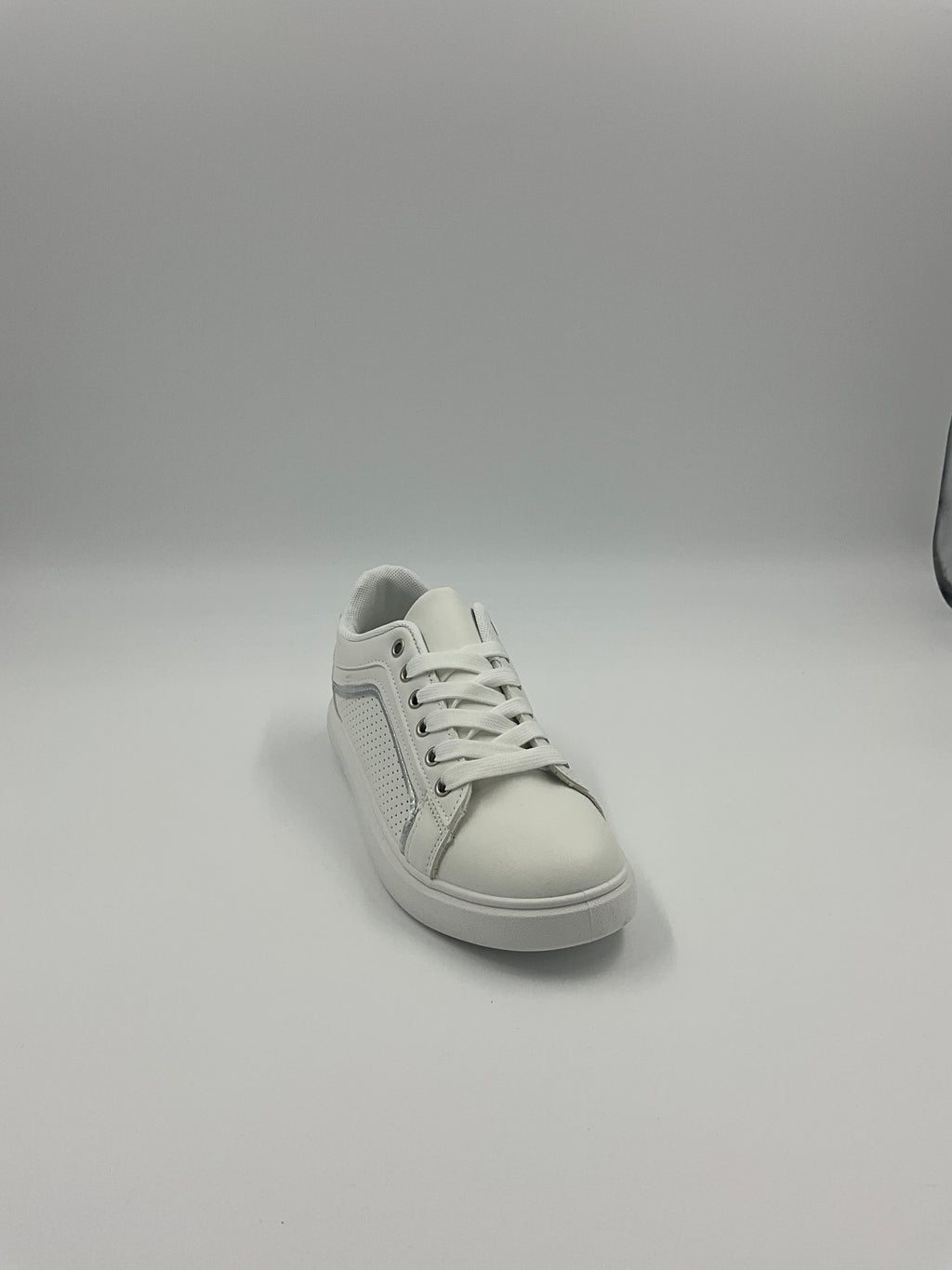 KoziCanada MG3275 Silver Athletic/Casual wear