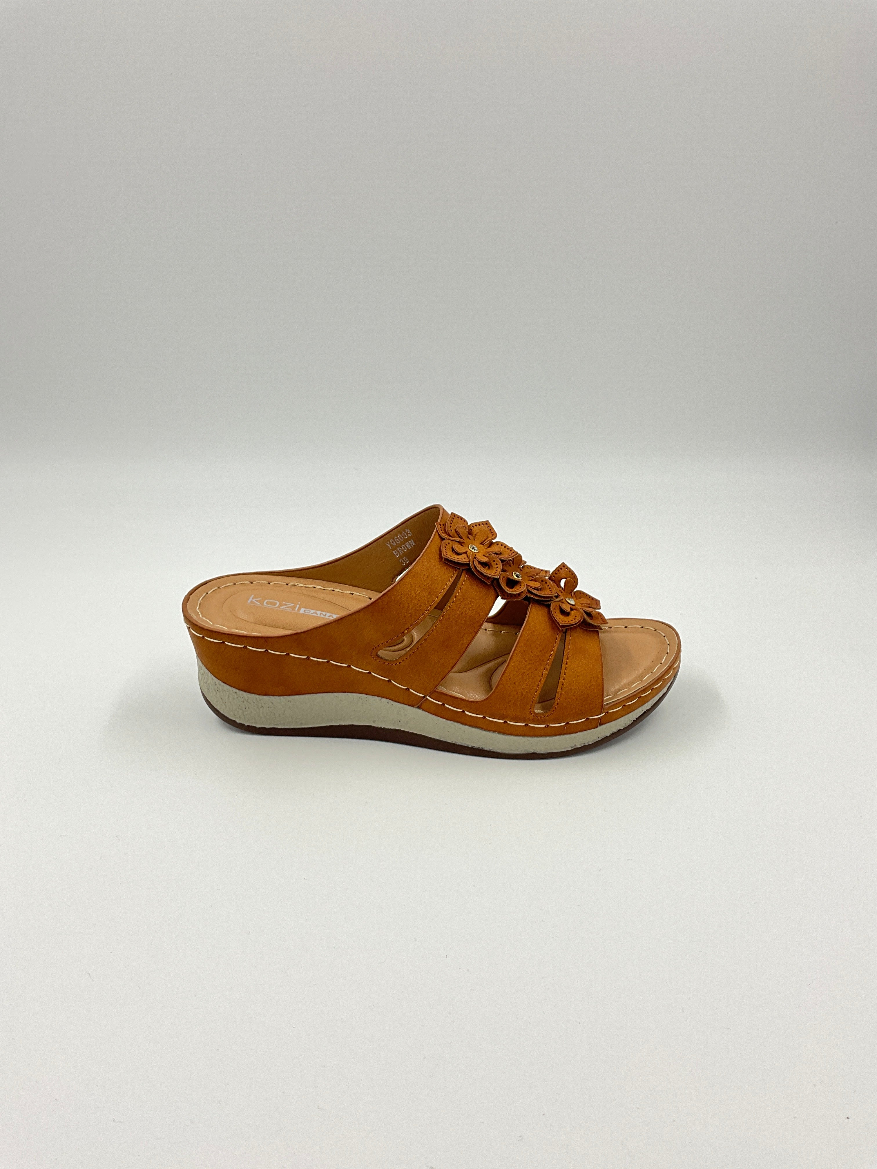 Kozi Canada YQ6003 Brown/Black Sandals
