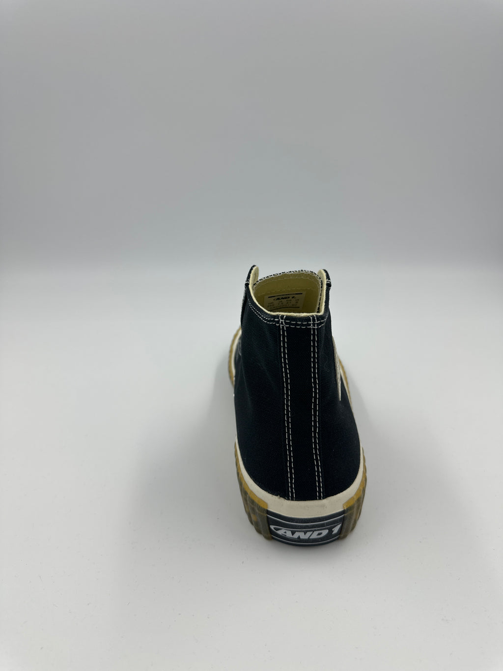 And1 Convers