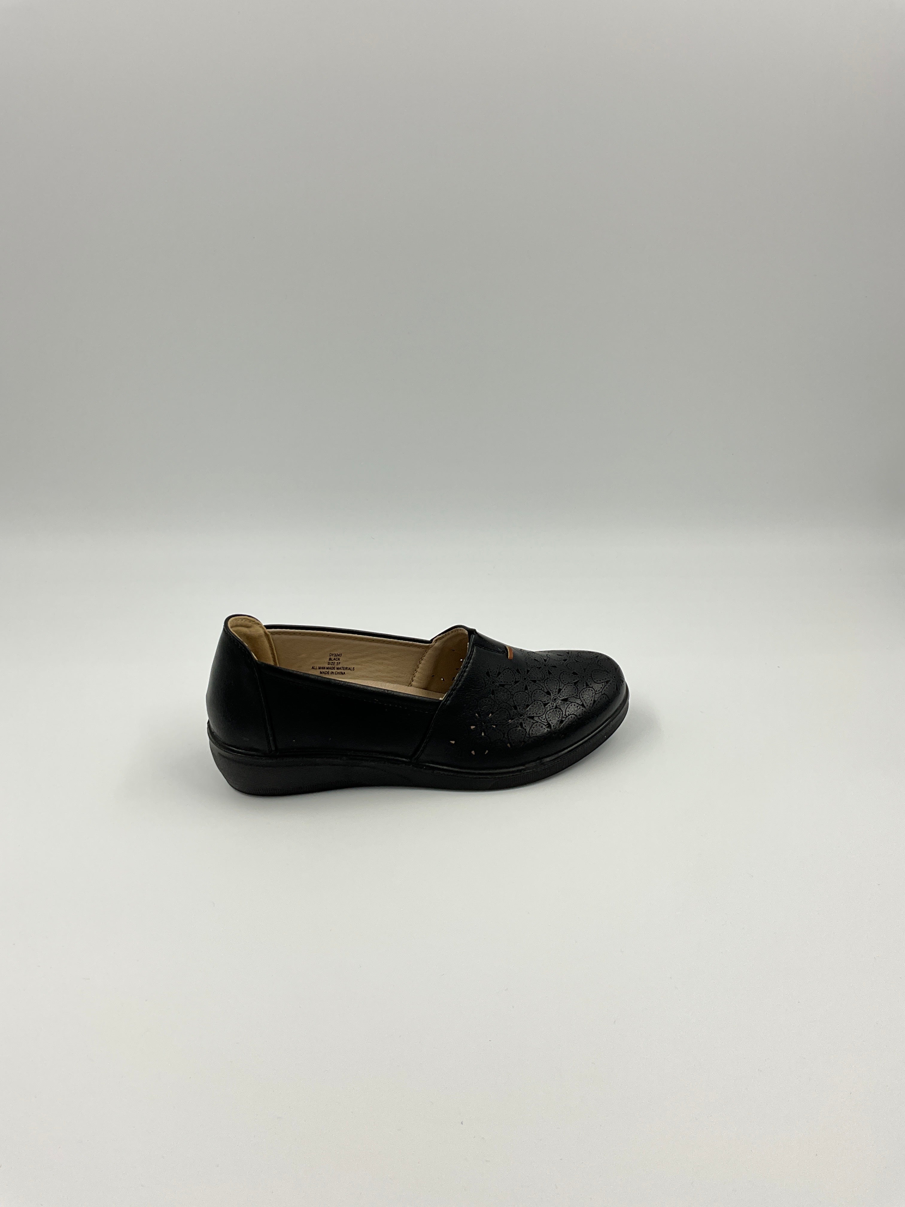 Kozi Canada OY3243 White/Black/Red Shoes