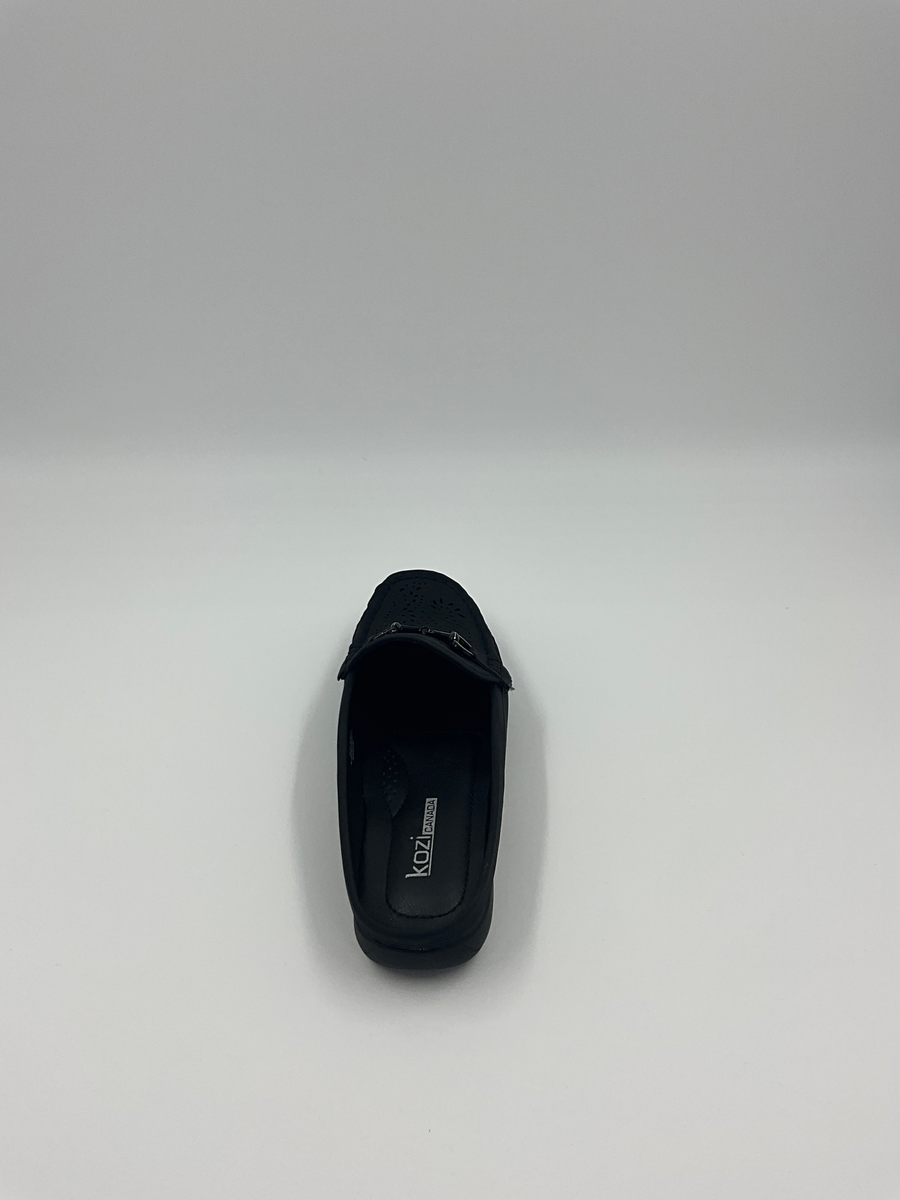 Kozi Canada ML3251 Black/White Sandals