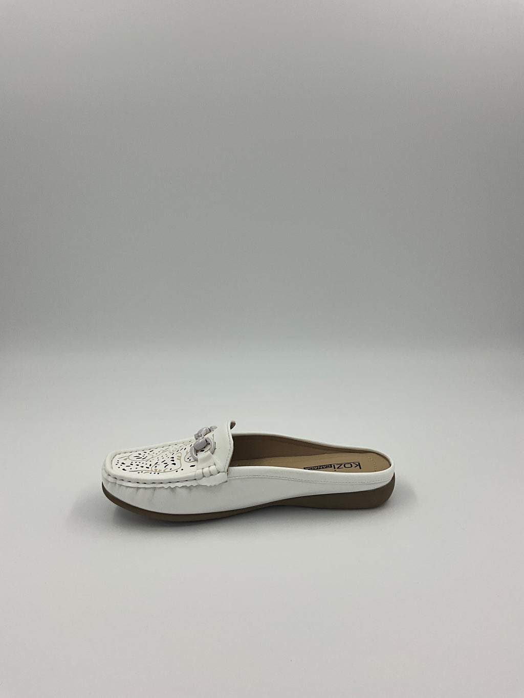 Kozi Canada ML3251 Black/White Sandals