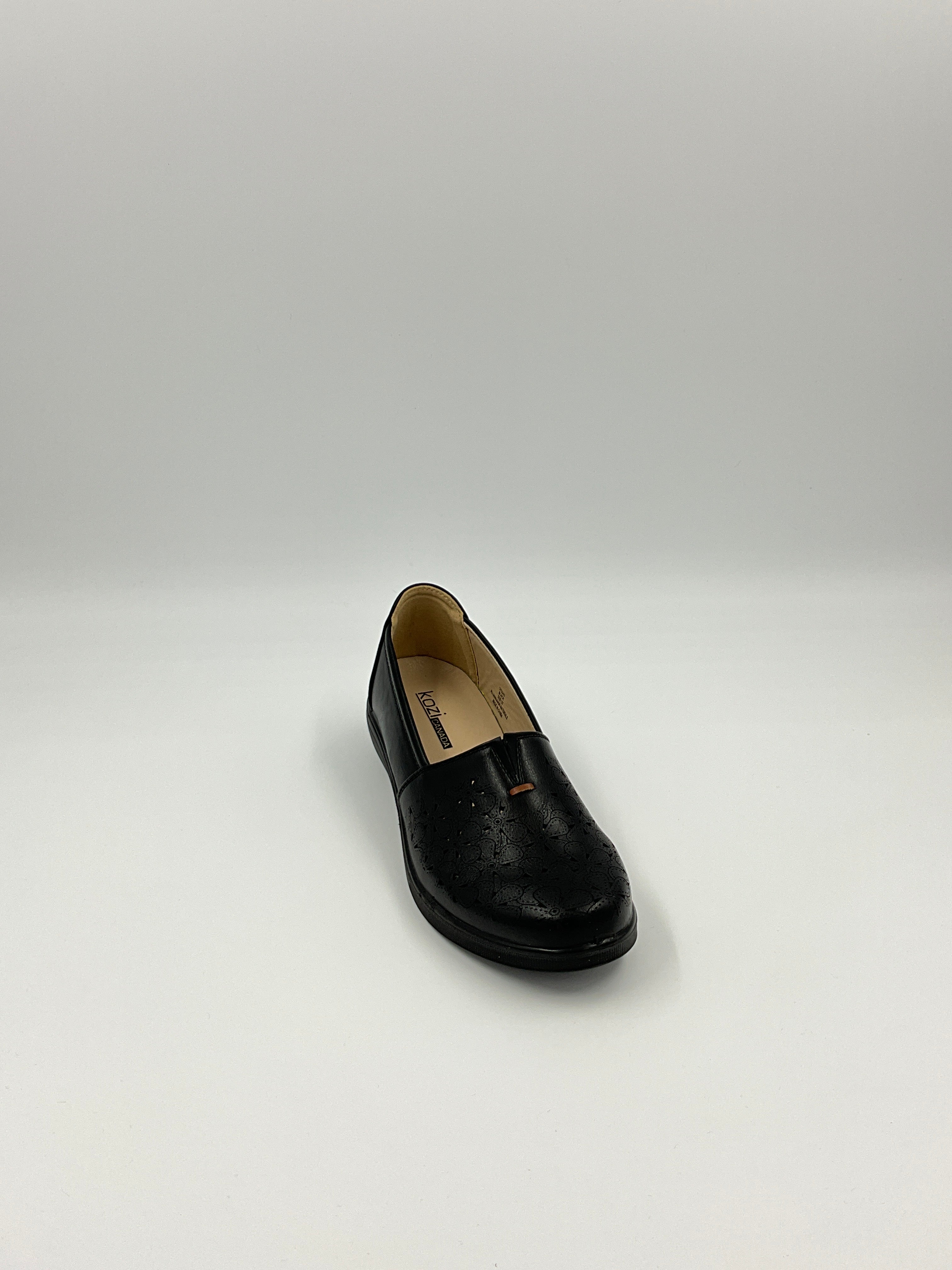 Kozi Canada OY3243 White/Black/Red Shoes