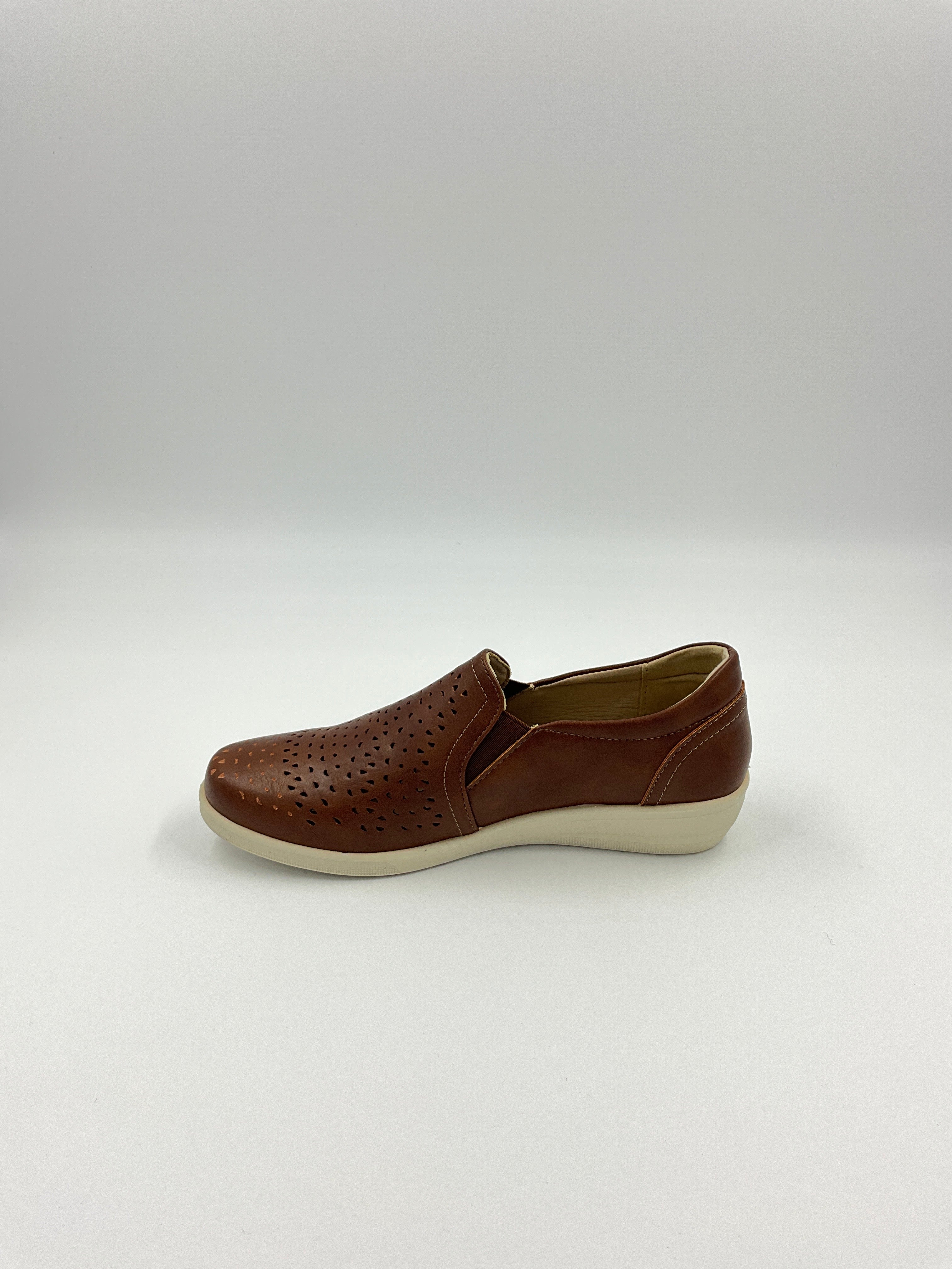 Kozi Canada OY3242 Brown Shoes