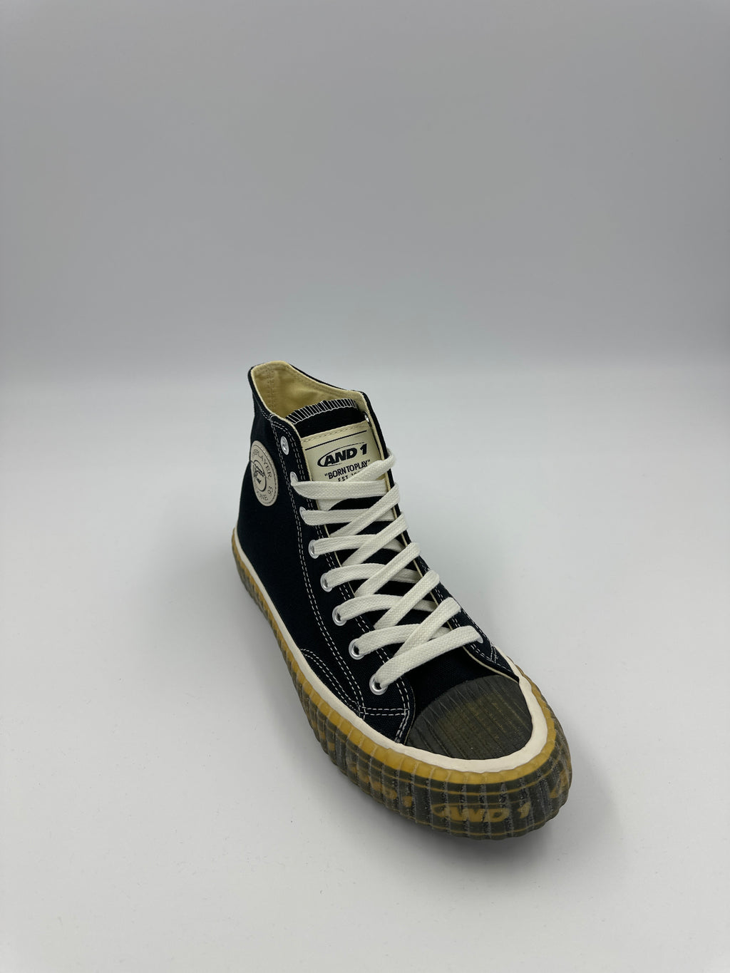 And1 Convers