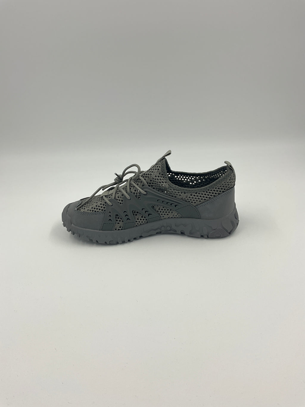 SIPV ZJ52 Gray/Black/Beige Shoes