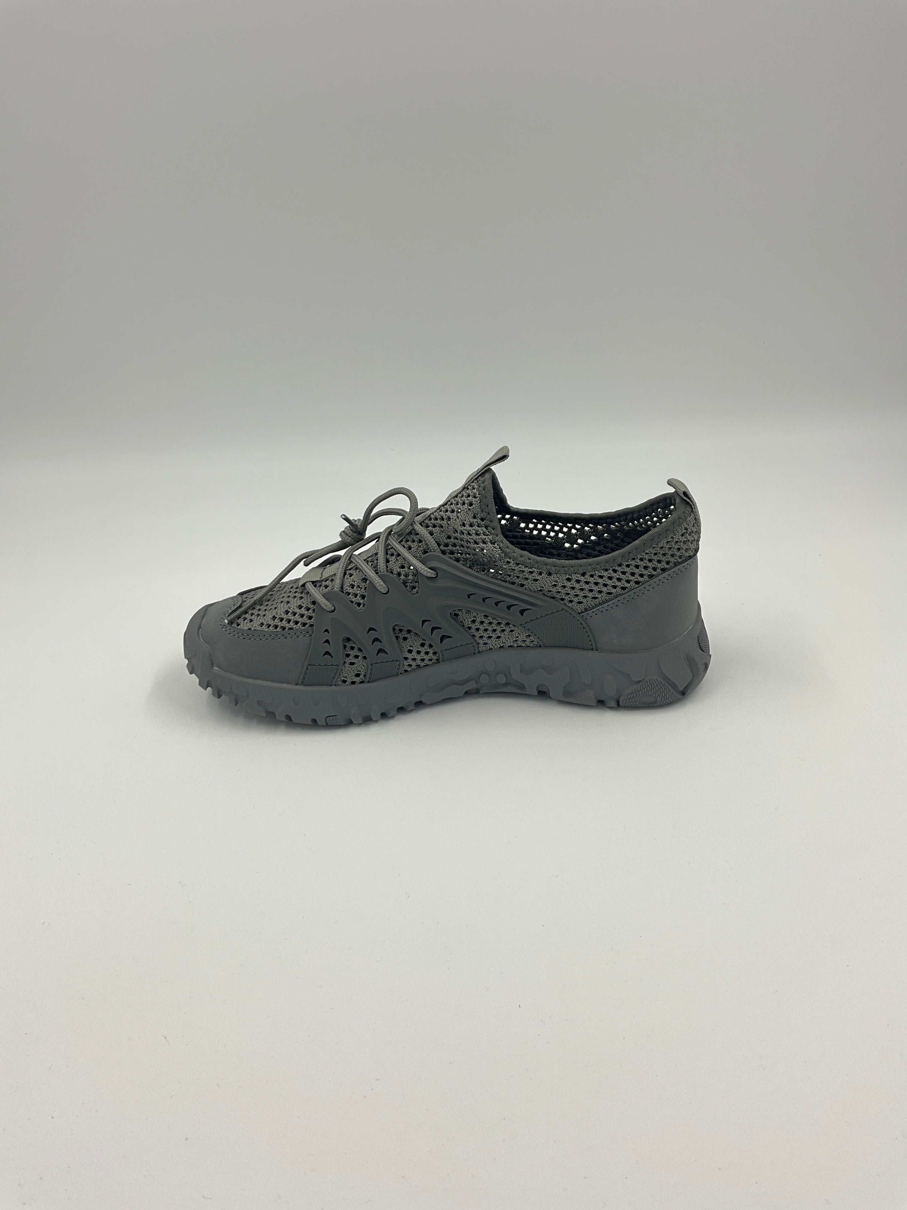 SIPV ZJ52 Gray/Black/Beige Shoes