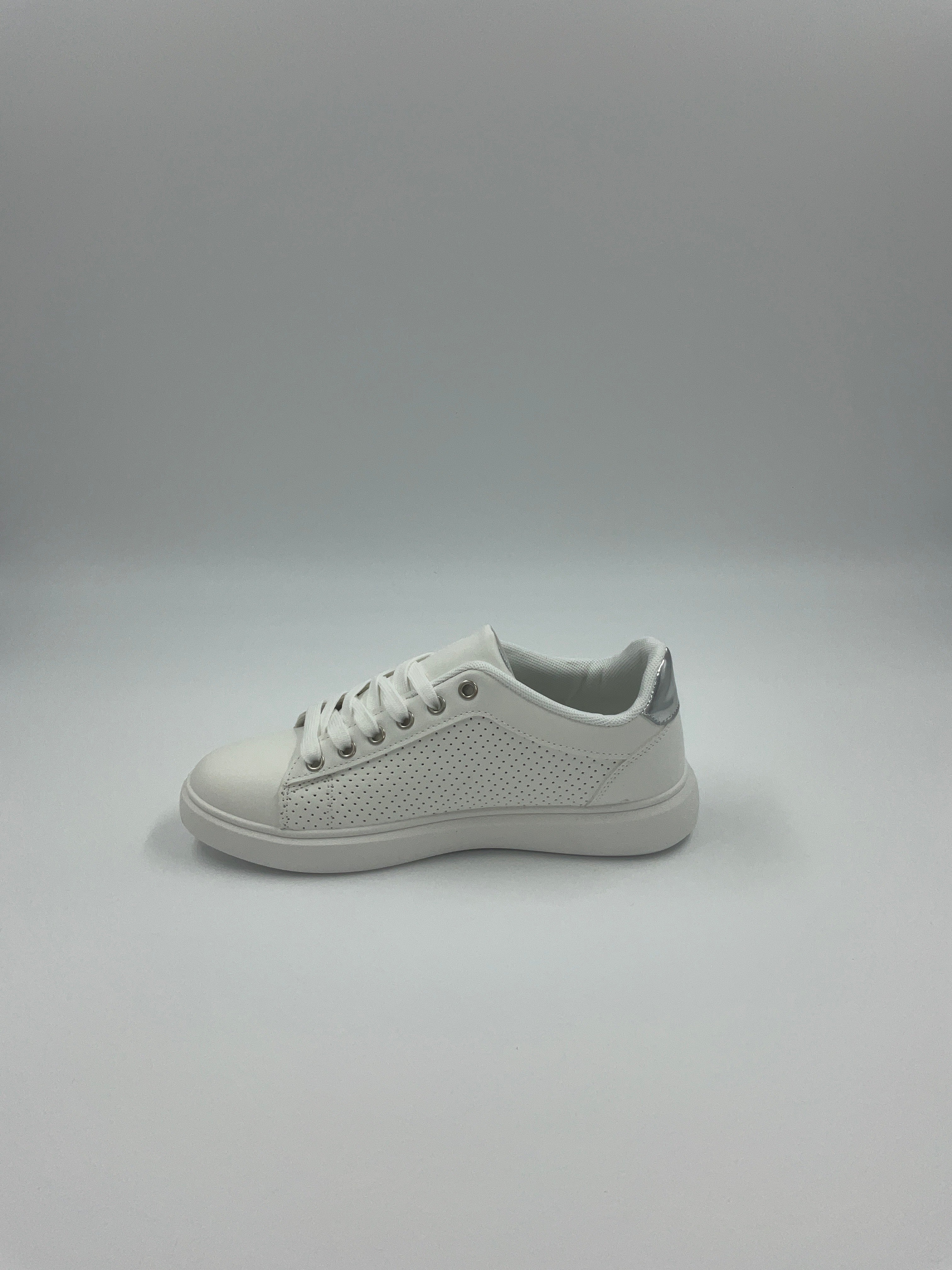 KoziCanada MG3275 Silver Athletic/Casual wear